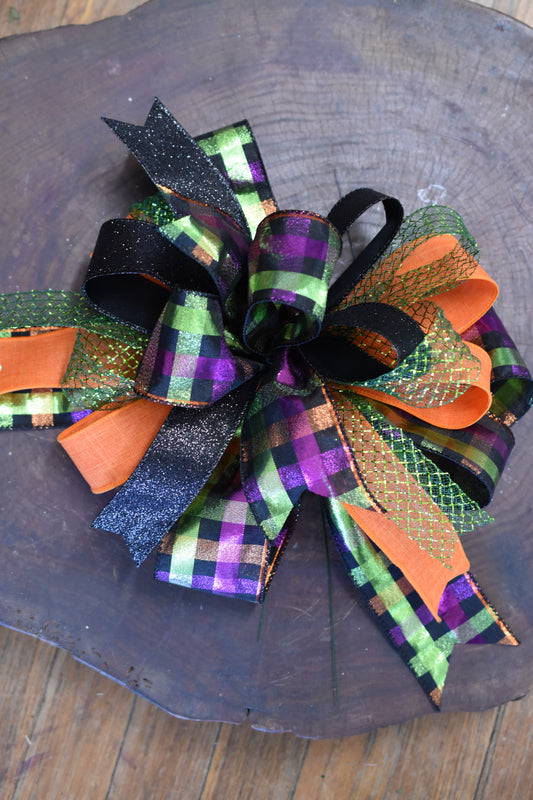 Haunted Hues Bow with Tails - 12"