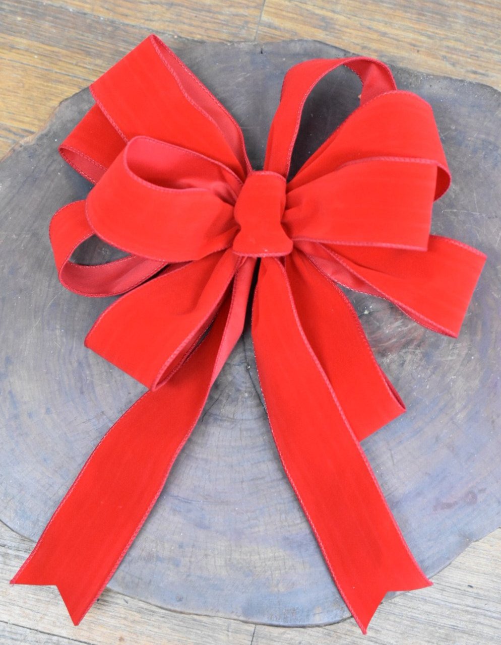 Red Velvet Bow (M) - 10 loops