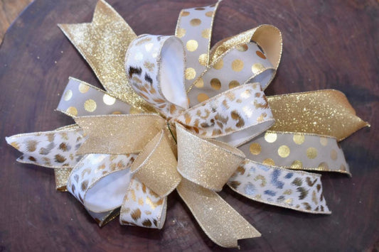 Ivory Leopard Bow - 12"